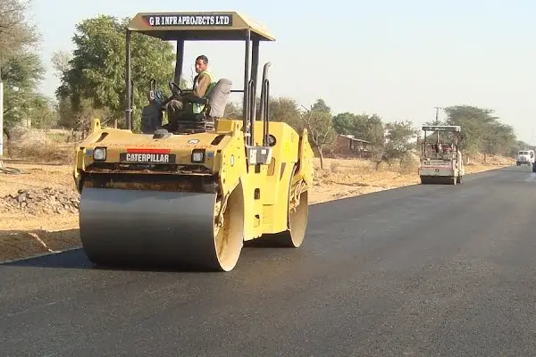 Bituminous Road By Sensor Paver Finisher in Chennai